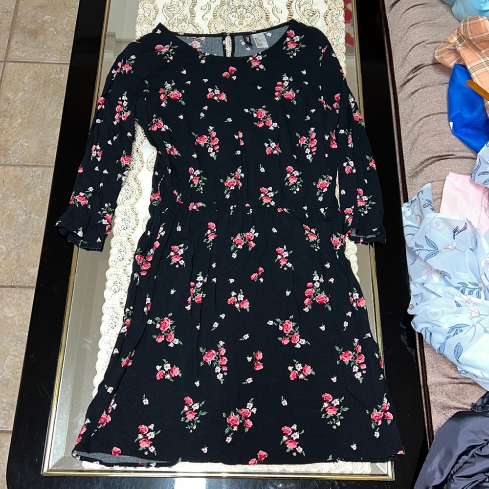 H&M Divided black floral mini dress with 3/4 sleeves